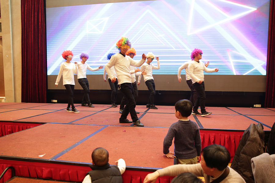 2017科恩人，新起點(diǎn)、新高度主題年會(huì)