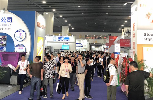 展會(huì)第二天999.jpg 展會(huì)第二天999.jpg